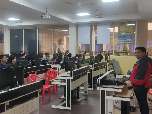 A university computer lab with every seat taken